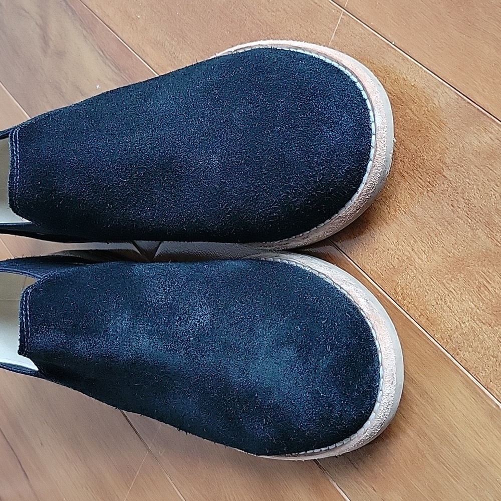 Clarks Edenvale Suede Slip-Ons View 3
